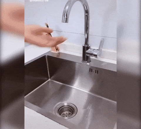 Grifo Flexible 360° con 3 Modos – Máximo Control del Agua